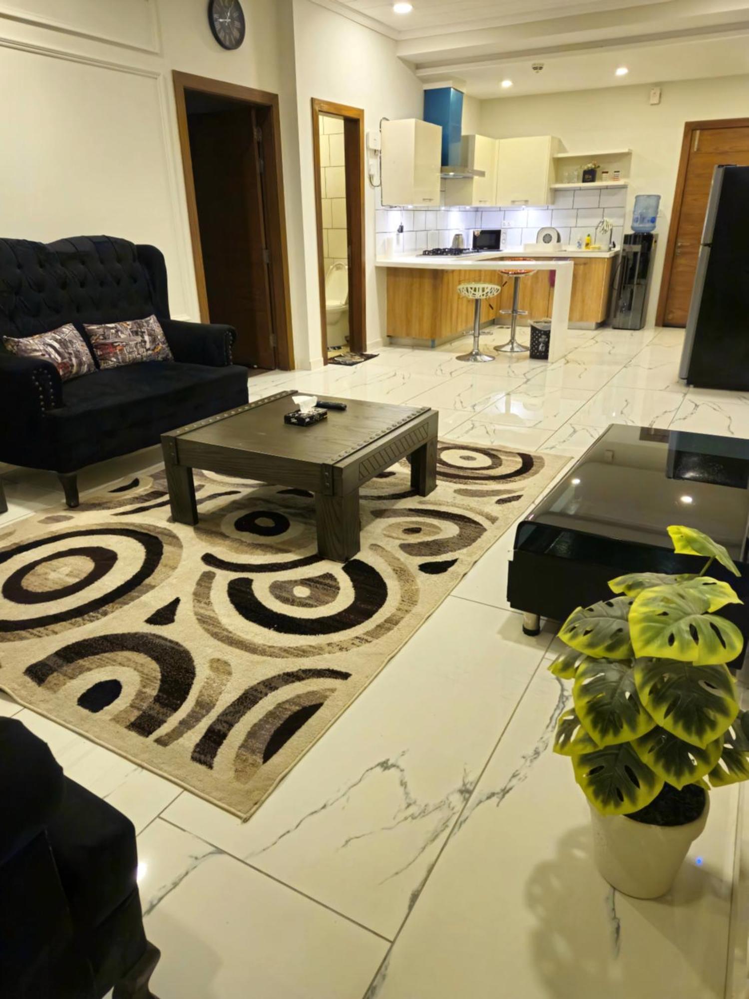 רוואלפינדי Aesthetic Scenic Luxurious Apartment - Bahria Heights מראה חיצוני תמונה